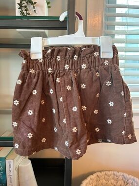 Brown Corduroy Skirt with White Daisy Embroidery